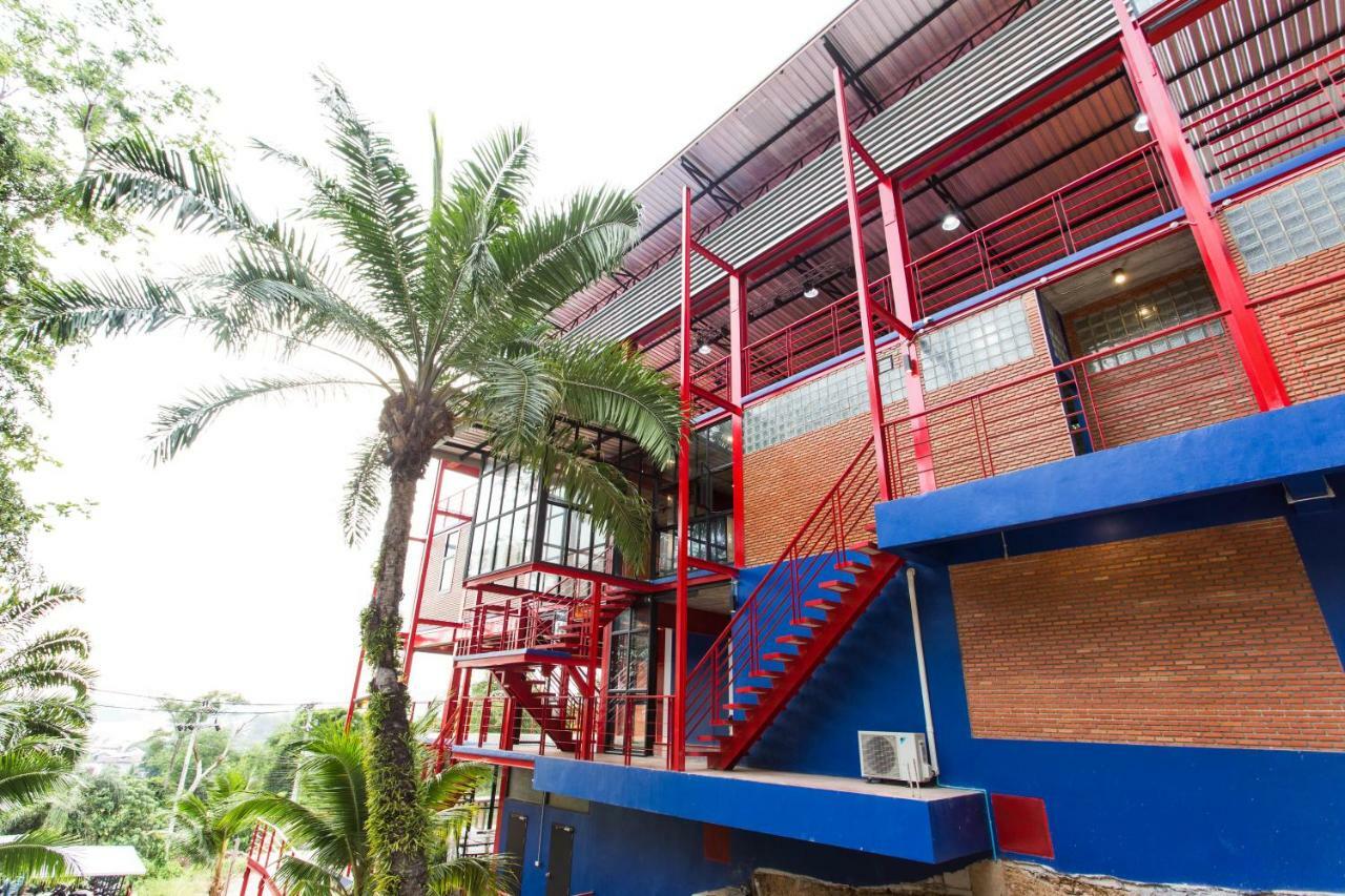 Khunsuek Muaythai Hostel Ao Nang Exterior foto